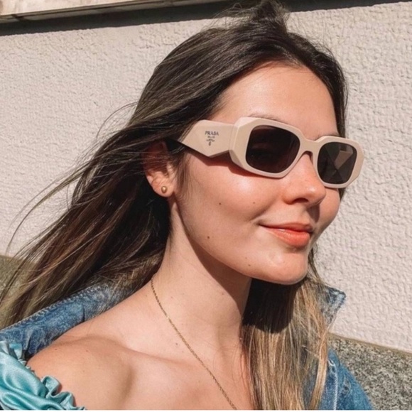 PRADA Symbole Rectangular Women's Sunglasses, PR 17WS - Picture 10 of 10